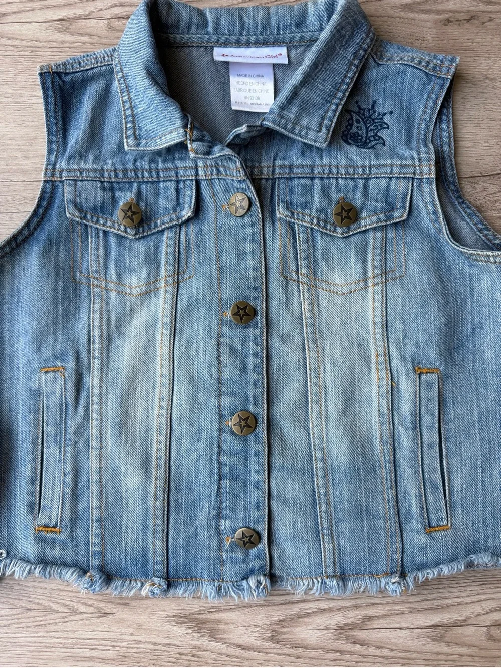 American Girl Tenney Grant Girls Denim Vest M 10/12 Embroidered Frayed Hem